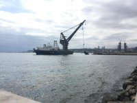 Как очищают Бакинскую бухту (ФОТО, ВИДЕО)