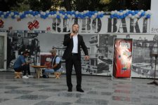 Бакинский уик-энд: ретро-автомобили, музыка, танцы (ФОТО)