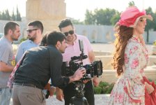 "Аршин мал алан" в необычном клипе  Фидан Гаджиевой и Алескера Алиева  (ФОТО)