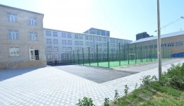 Президент Ильхам Алиев ознакомился с условиями, созданными в новом учебном корпусе средней школы в Баку (ФОТО)