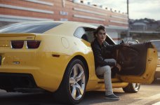 Желтый цвет осени в автомобиле – фотопроект актера Джорджа Гафарова и Кристины Столяренко