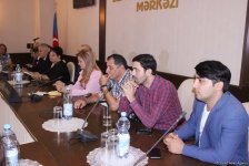 Мысли на берегу Каспия: Севиндж Тофигггызы презентовала клип "Жизнь прекрасна" (ВИДЕО, ФОТО)