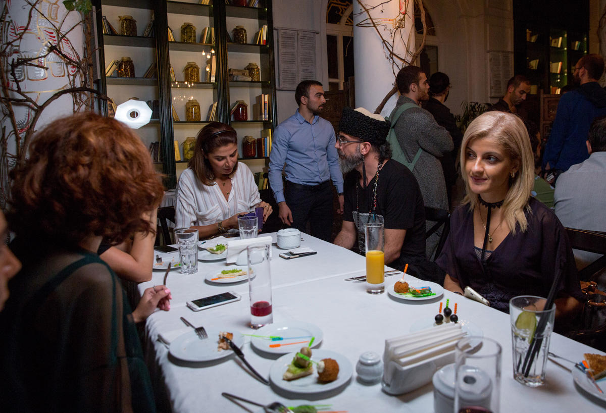 Истории тех, кто пережил ад на земле... – презентация Али-Саттара Гулиева (ФОТО)