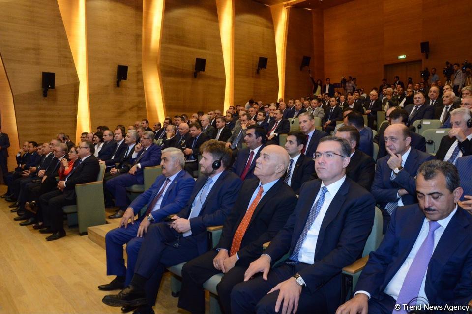 Низкие цены на нефть не помешали SOCAR реализовывать проекты