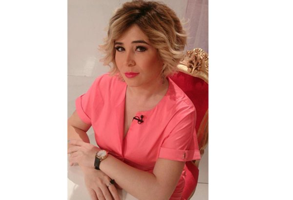 Эльнара Халилова после трех летнего перерыва вновь стала телеведущей (ФОТО)