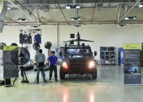 Президент Азербайджана Ильхам Алиев принял участие в презентации беспилотника “Zərbə” (ФОТО)