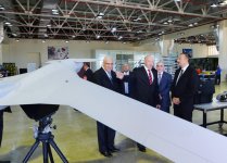 Президент Азербайджана Ильхам Алиев принял участие в презентации беспилотника “Zərbə” (ФОТО)