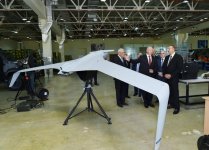 Президент Азербайджана Ильхам Алиев принял участие в презентации беспилотника “Zərbə” (ФОТО)