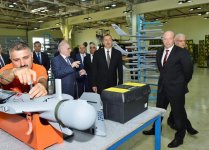 Президент Азербайджана Ильхам Алиев принял участие в презентации беспилотника “Zərbə” (ФОТО)