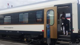 Презентован пассажирский вагон для  железной дороги Баку-Тбилиси-Карс (ФОТО)