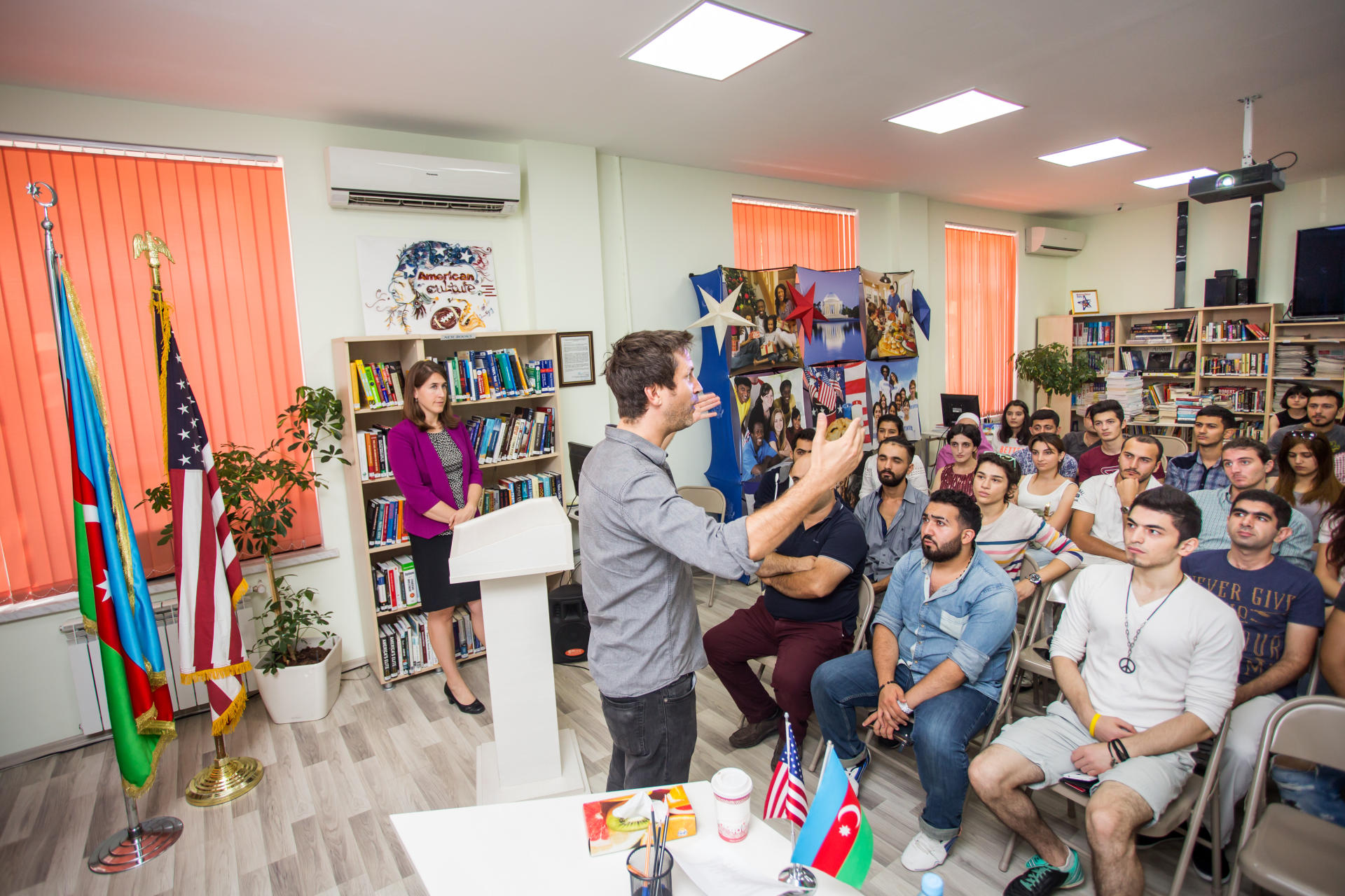 Музыкальный бизнес в Азербайджане – советы американских звезд (ФОТО)