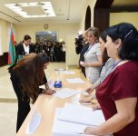 Президент Азербайджана и его супруга проголосовали на референдуме по изменениям и дополнениям в Конституцию (ФОТО)