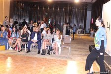 Красочное дефиле Hadije в Баку – певец Замиг Гусейнов стал дизайнером (ФОТО)