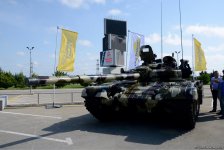 На выставке вооружений ADEX 2016 в Баку представлено новейшее вооружение (ФОТО)