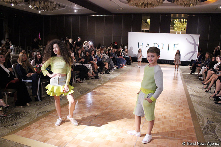 Красочное дефиле Hadije в Баку – певец Замиг Гусейнов стал дизайнером (ФОТО)