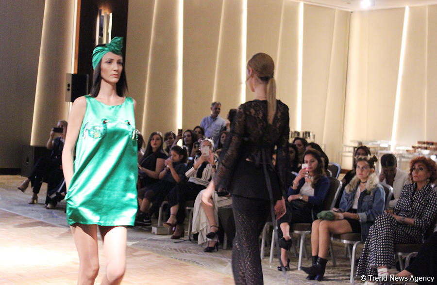 Красочное дефиле Hadije в Баку – певец Замиг Гусейнов стал дизайнером (ФОТО)