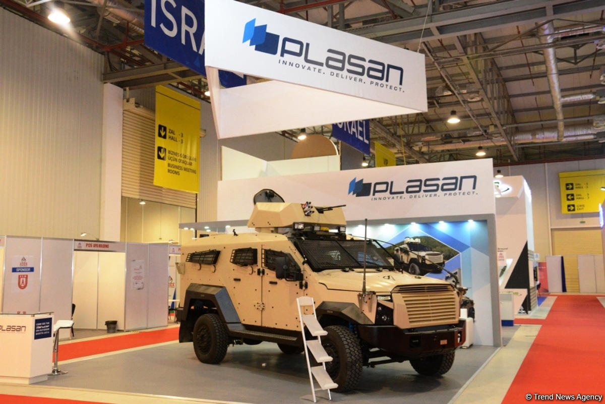 На выставке вооружений ADEX 2016 в Баку представлено новейшее вооружение (ФОТО)