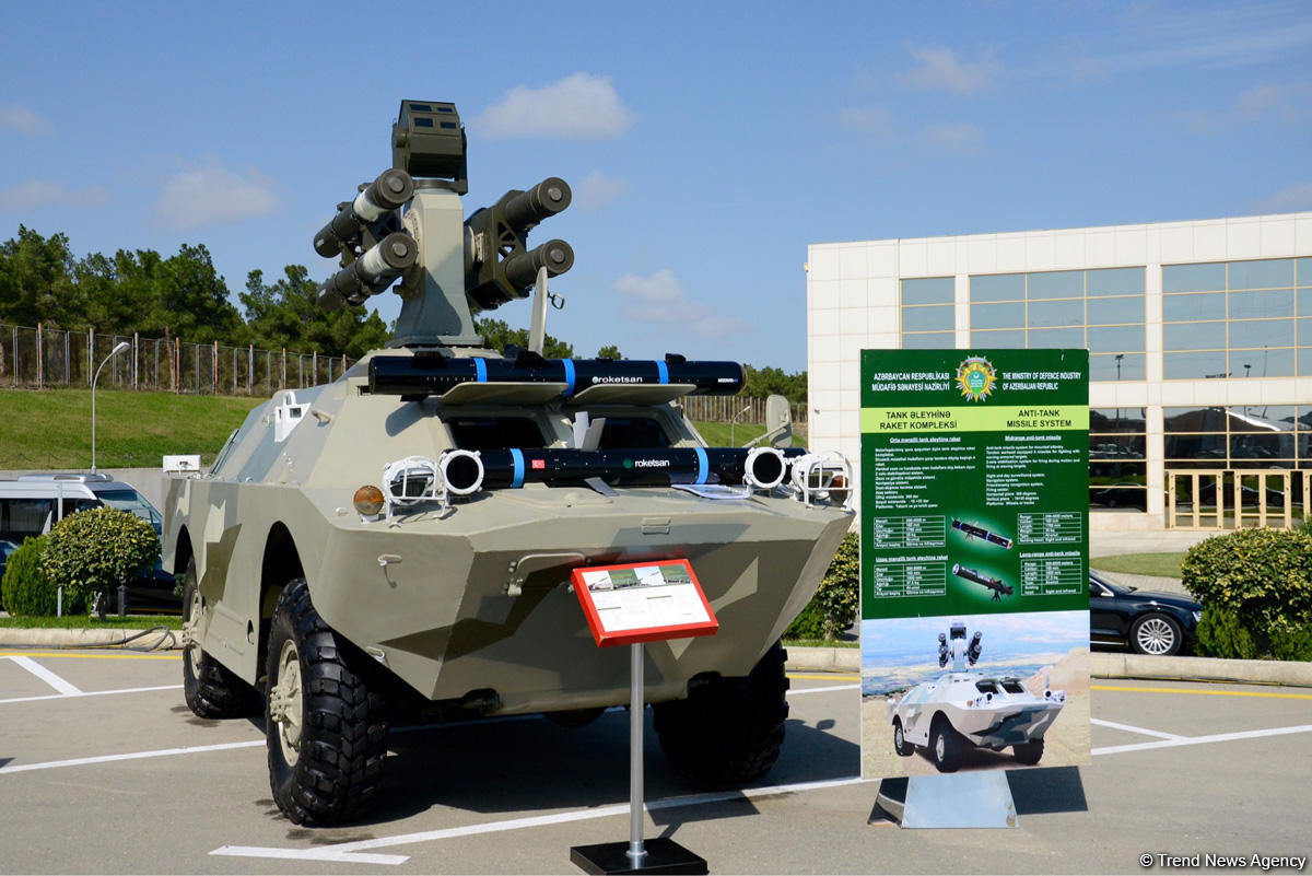 На выставке вооружений ADEX 2016 в Баку представлено новейшее вооружение (ФОТО)