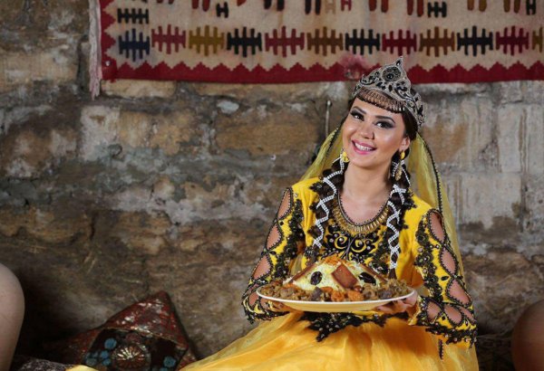 Азербайджанский плов как средство развития гастрономического туризма (ФОТО)