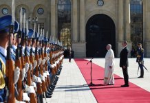 Состоялась церемония официальной встречи Папы Римского (ФОТО)