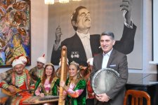 Виртуозное мастерство единственного исполнителя на чагане в Азербайджане (ФОТО)