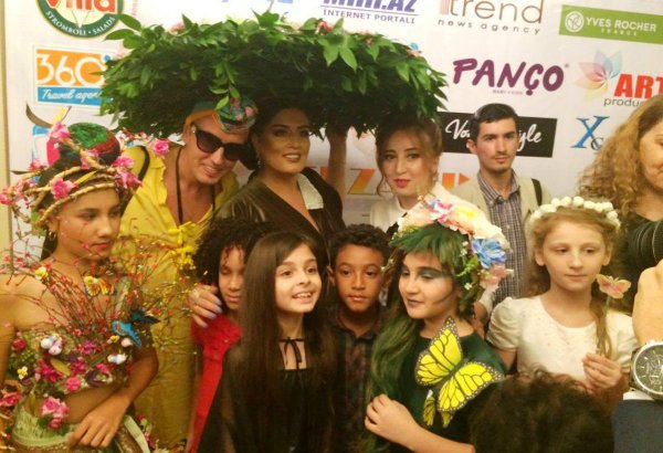 "Я - невеста ветра" в Баку: экстравагантное шоу и дети природы (ФОТО)