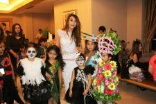 "Я - невеста ветра" в Баку: экстравагантное шоу и дети природы (ФОТО)