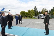 Президент Ильхам Алиев прибыл с рабочим визитом в Турцию (ФОТО) (Версия 2)