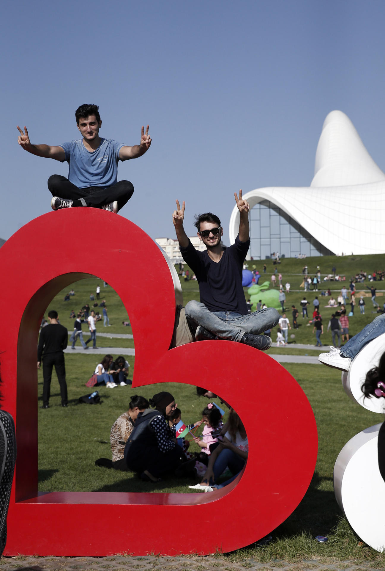 Определены победители прошедших в Баку соревнований Red Bull Soapbox (ФОТО) (Версия 2)