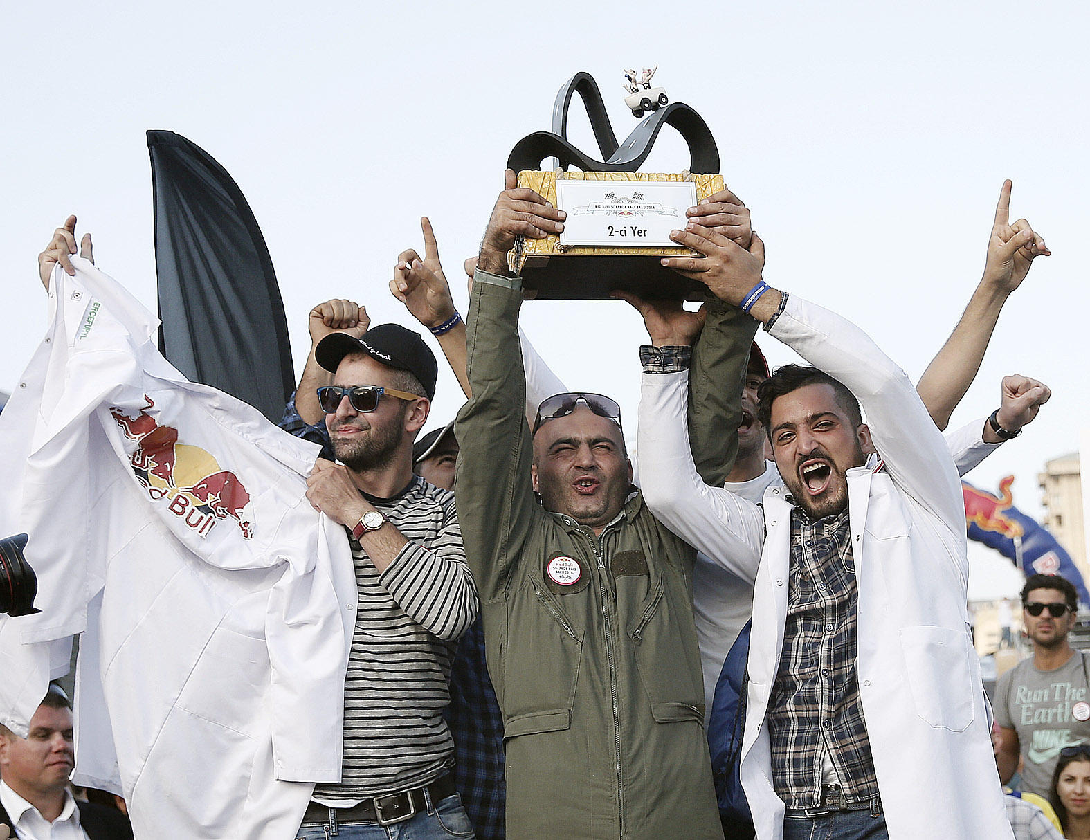 Определены победители прошедших в Баку соревнований Red Bull Soapbox (ФОТО) (Версия 2)