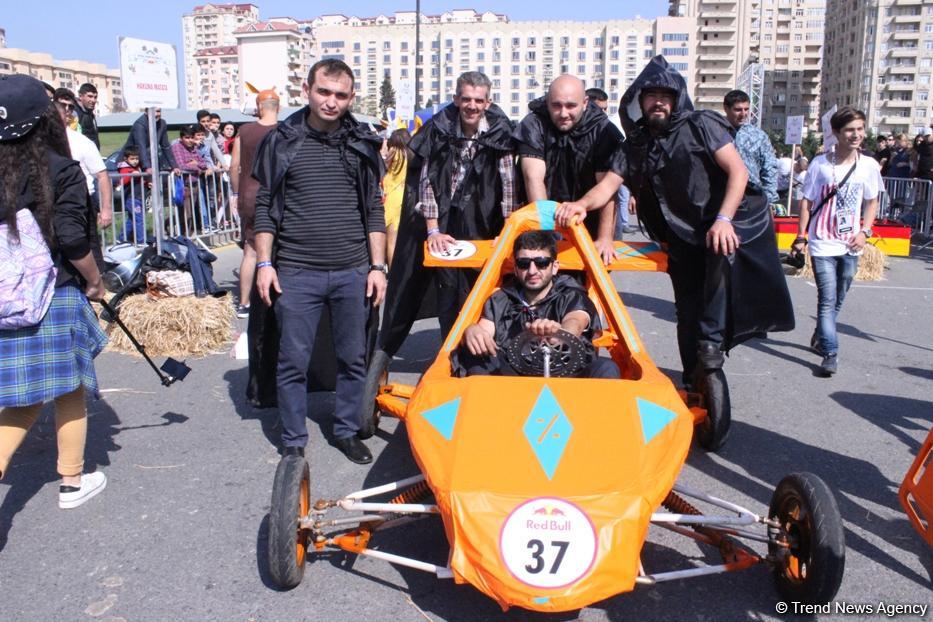 Интервью с победителями креативных гонок Red Bull Soapbox Race в Баку (ФОТО-ВИДЕО)