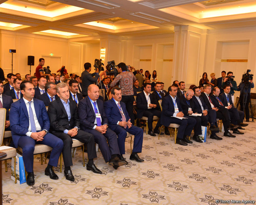 "АзРусТранс" подписал первое соглашение с "Азербайджанскими железными дорогами"  (ФОТО)