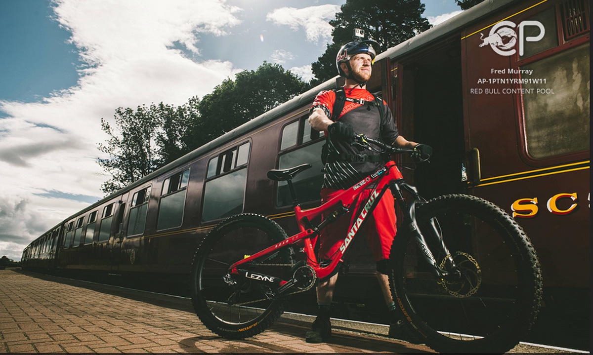 Фантастические трюки на велосипеде мировой звезды Дэнни (ВИДЕО, ФОТО)