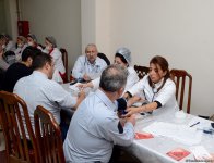 В Азербайджане продолжаются акции по сдаче крови  (ФОТО)