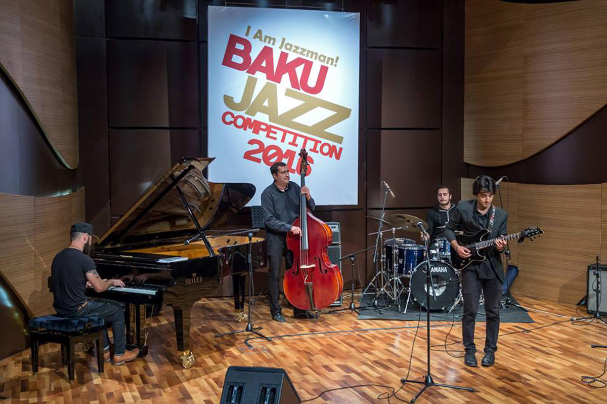 I am jazzman!: В Азербайджане проходит конкурс джазовых исполнителей (ФОТО)