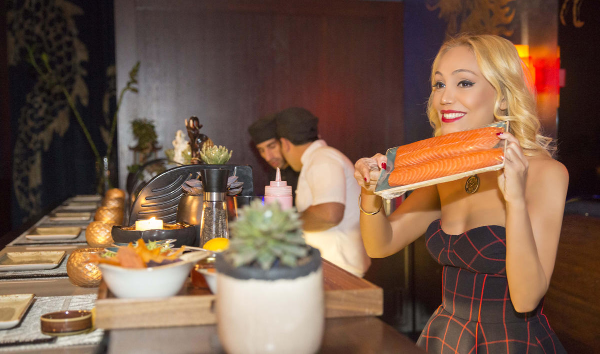 В Баку прошел вечер экзотической японской кухни: "Не сотвори, а найди и открой" (ФОТО)