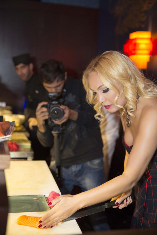 В Баку прошел вечер экзотической японской кухни: "Не сотвори, а найди и открой" (ФОТО)