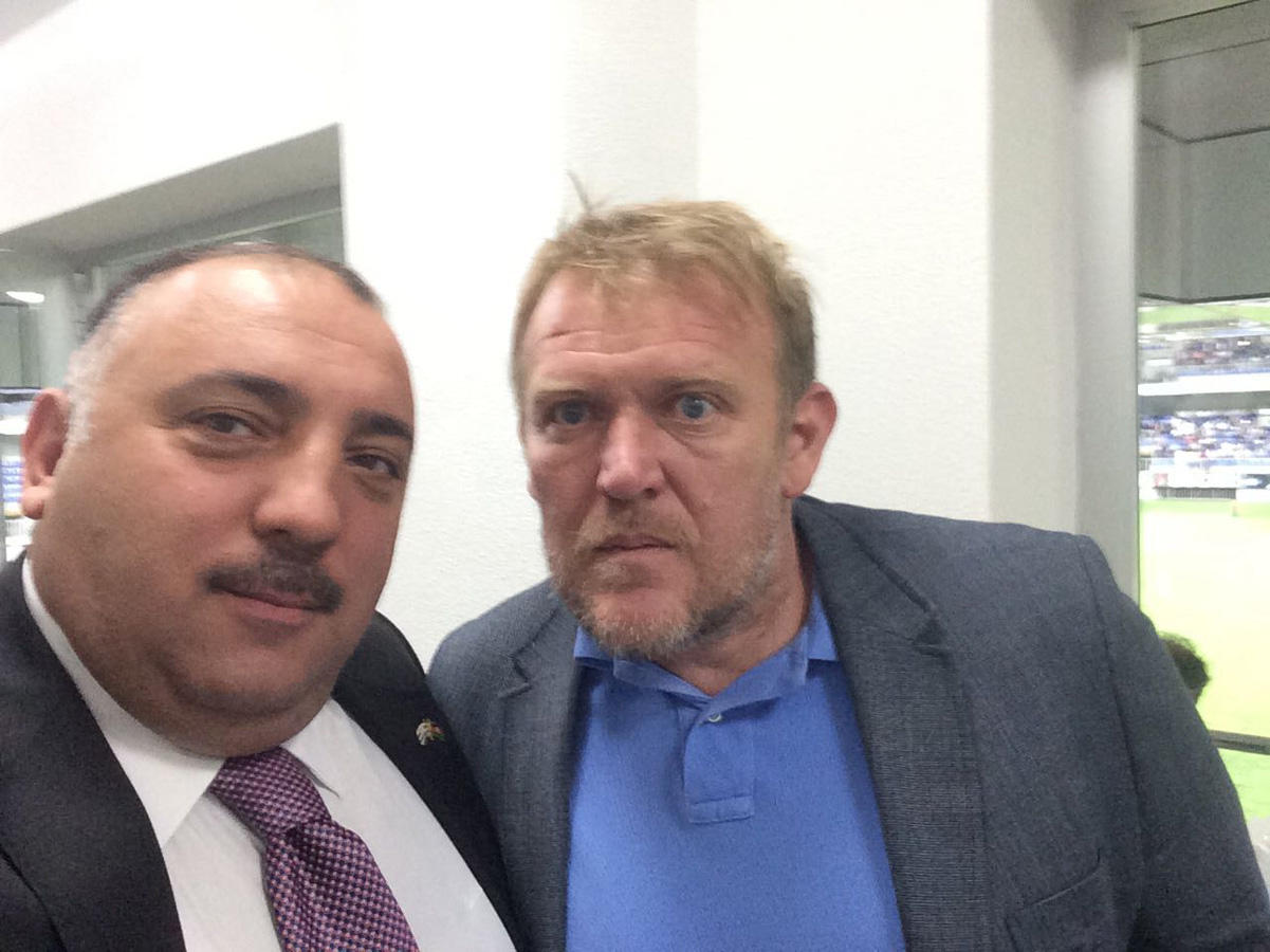 Огромное вам спасибо, Роберт Просинечки - köhnə kişi (ФОТО)