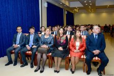 В Баку прошла конференция под названием "25 лет независимости: ровесники независимости" (ФОТО)