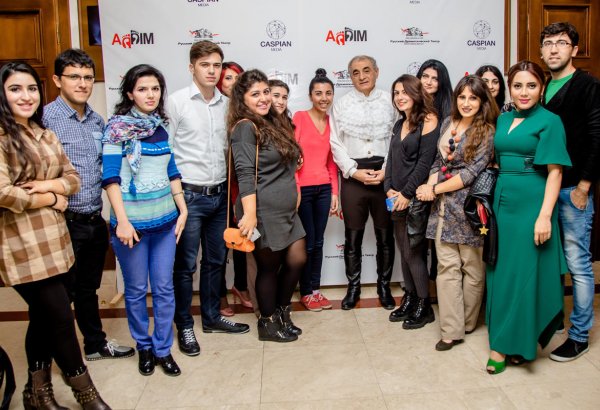 Фахраддин Манафов встретился с молодежью и показал историю жизни Джакомо Казанова (ФОТО)