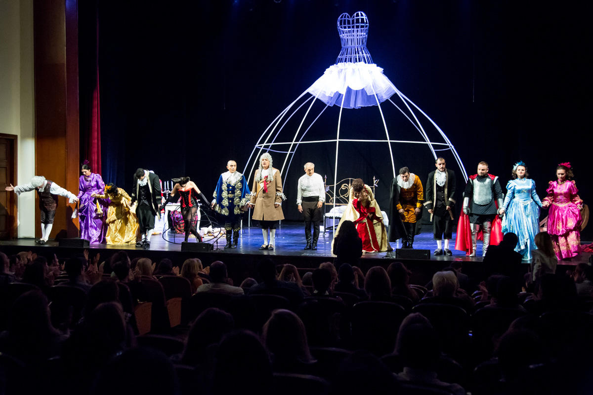 Фахраддин Манафов встретился с молодежью и показал историю жизни Джакомо Казанова (ФОТО)