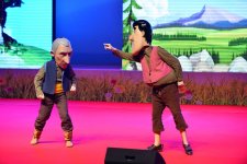 В Баку прошла сказочная битва Кельоглана и Гаравезира (ФОТО)