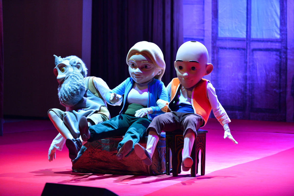 В Баку прошла сказочная битва Кельоглана и Гаравезира (ФОТО)