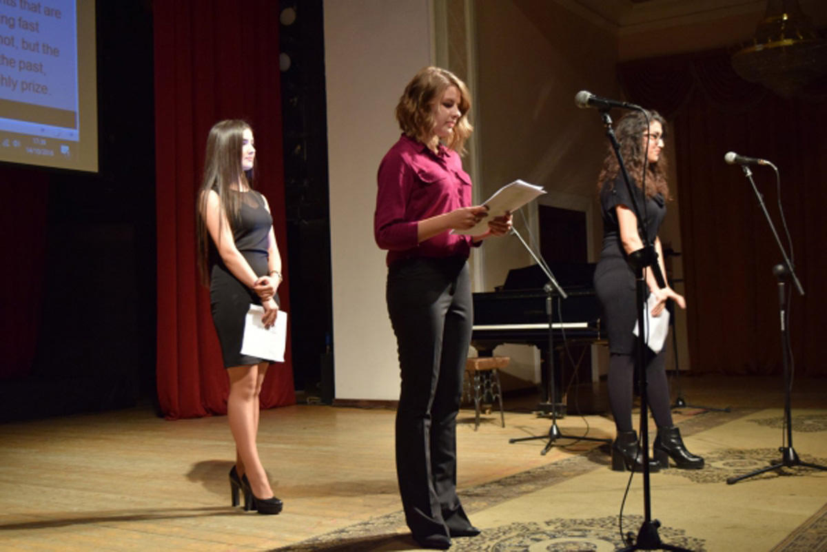 Частичка Испании в Баку (ФОТО)