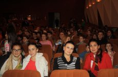 "Сон о дожде" от московских актеров в Баку (ФОТО)