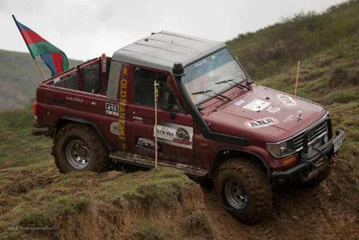 Гонки по бездорожью азербайджанцев в Грузии (ФОТО)