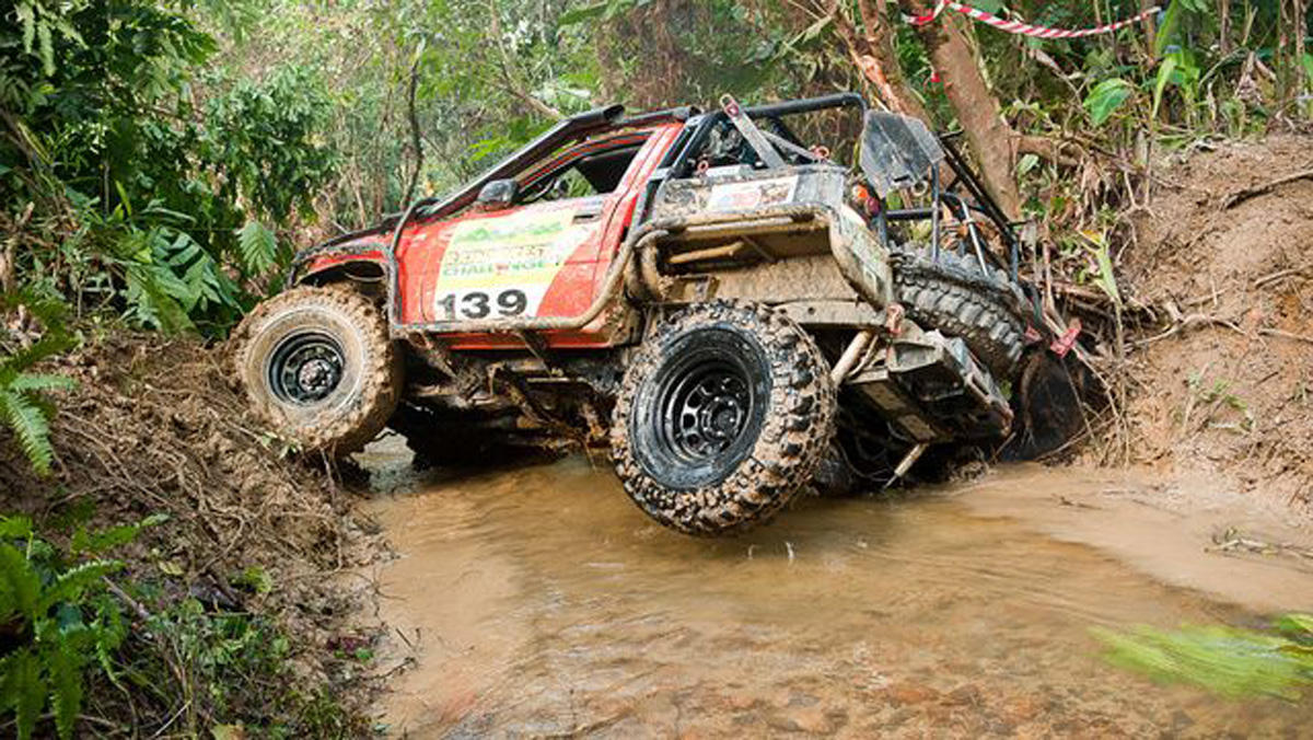 Гонки по бездорожью азербайджанцев в Грузии (ФОТО)