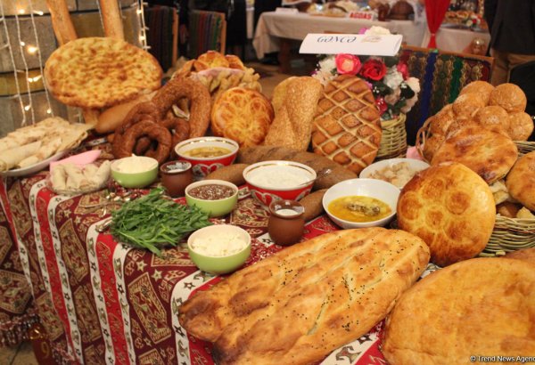 Самый вкусный хлеб в Азербайджане - аромат, вкус, запах и хрустящая корочка (ФОТО)