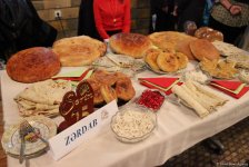 Самый горячий и ароматный Международный фестиваль хлеба в Баку (ФОТО)