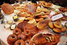 Самый горячий и ароматный Международный фестиваль хлеба в Баку (ФОТО)